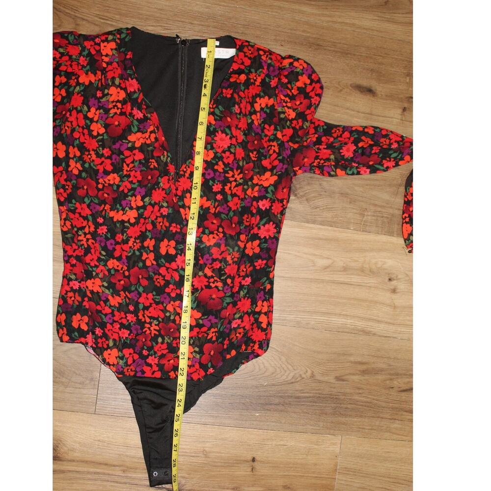 ASTR The Label Floral Sheer Long Sleeve Bodysuit Black Red Women's Small - Picture 5 of 6